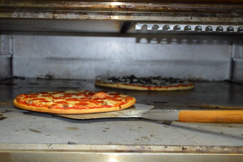 Fresh Hot Pizza Made to Order
